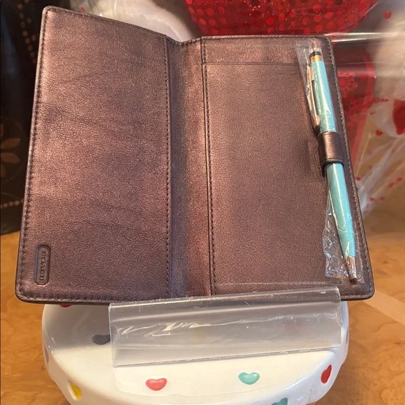Vintage EUC Coach signature monogram Checkbook Cover case with unbranded Pen - Picture 3 of 12